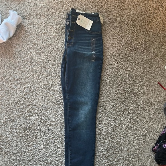 Maurices jagging‘s high-rise denim - Picture 4 of 4